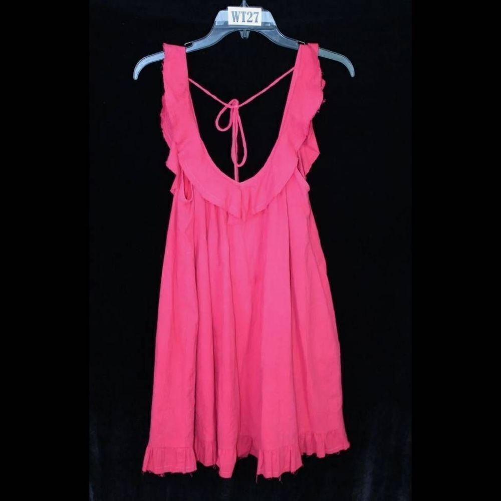 Rue Stiic Australia Bali red cotton mini dress SMALL


Very good gently used con